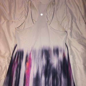Lululemon tank
